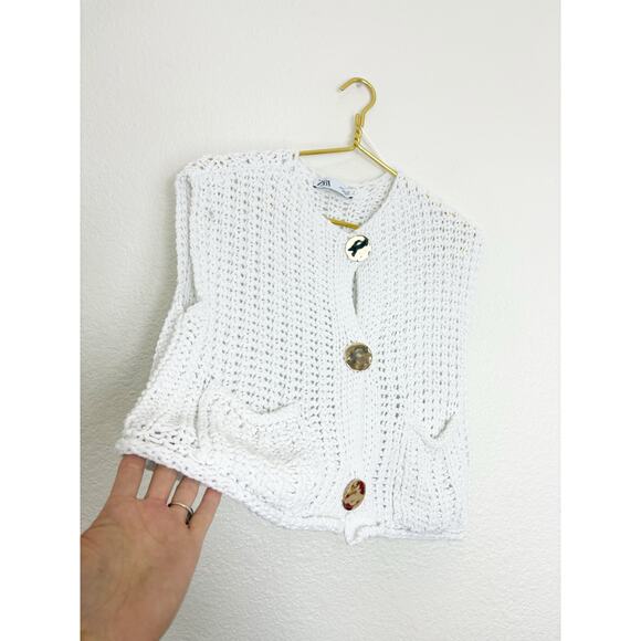Zara White Chunky Knit Oversized Cardigan Sweater Vest Size Small Gold Button - Picture 10 of 12